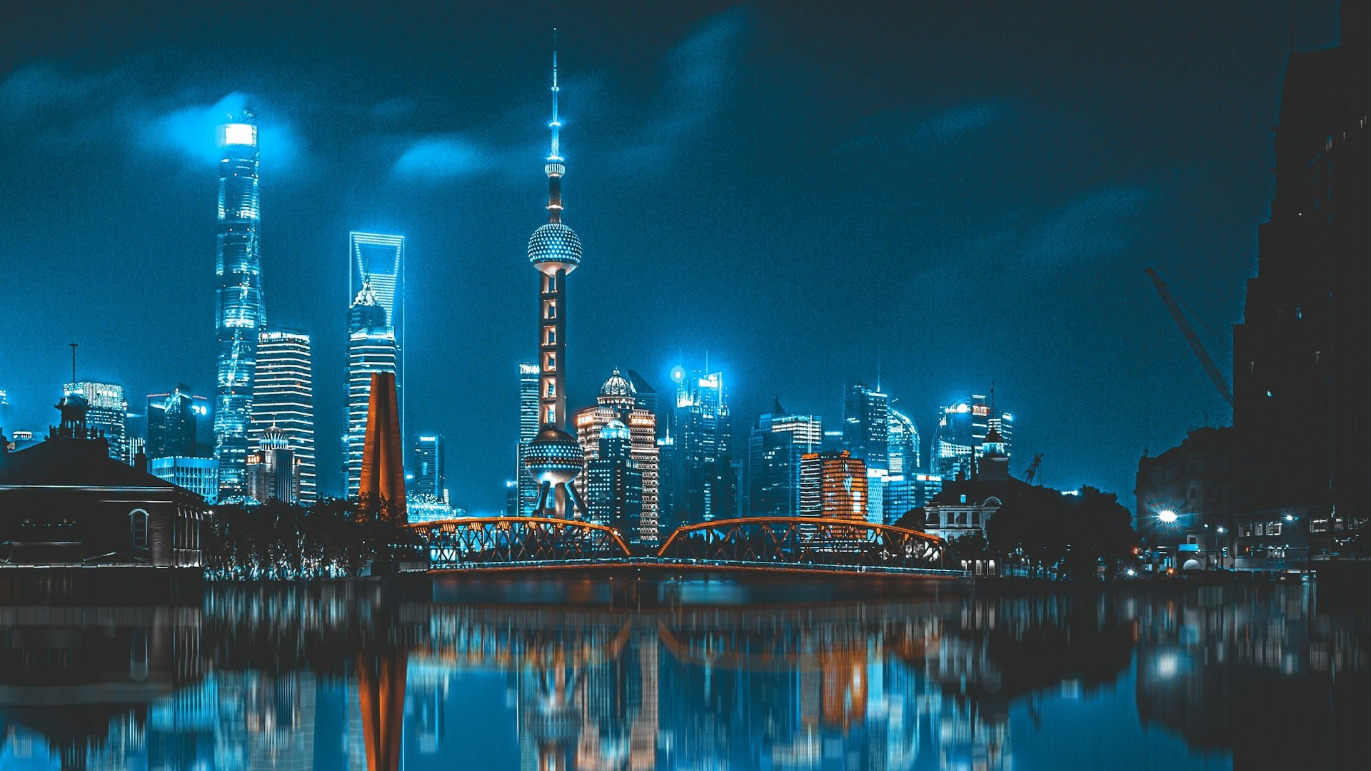 Путешествия и отдых: от России до экзотических курортов