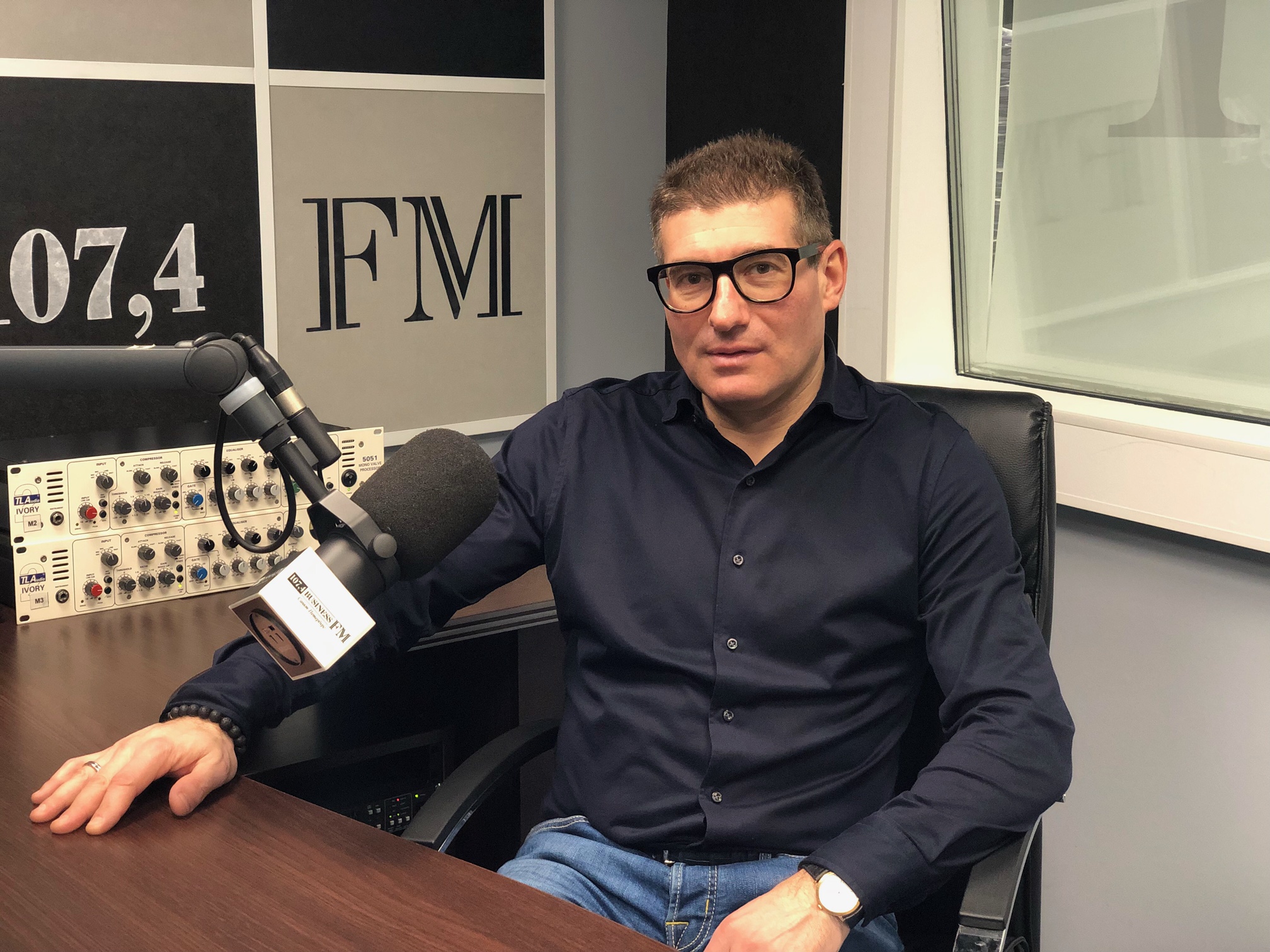 Глава Аларм-Моторс планирует оснастить дилерские центры в Петербурге зарядками для электрокаров