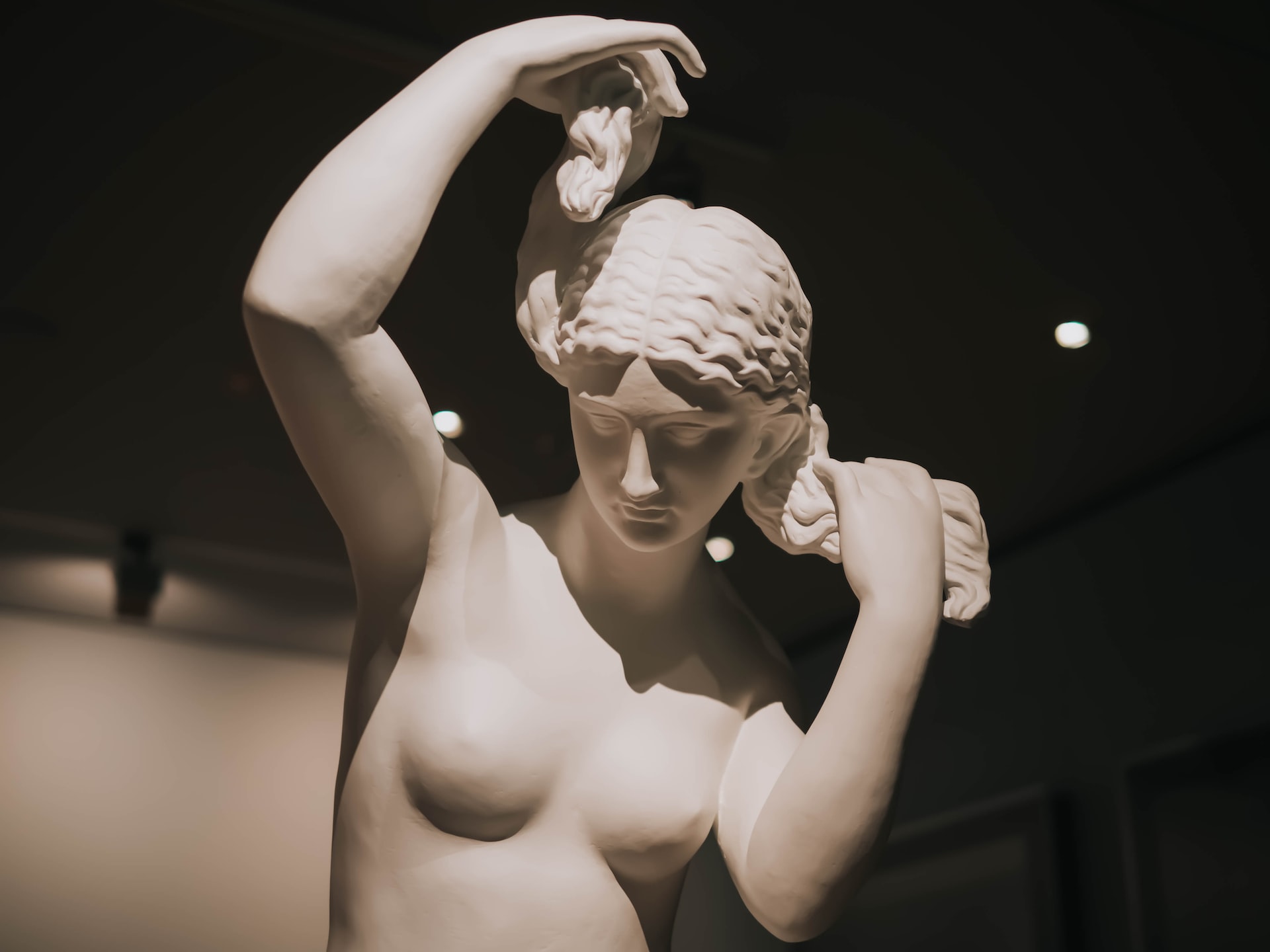 Пластическая хирургия vs индустрия моды: в спорах о сути красоты