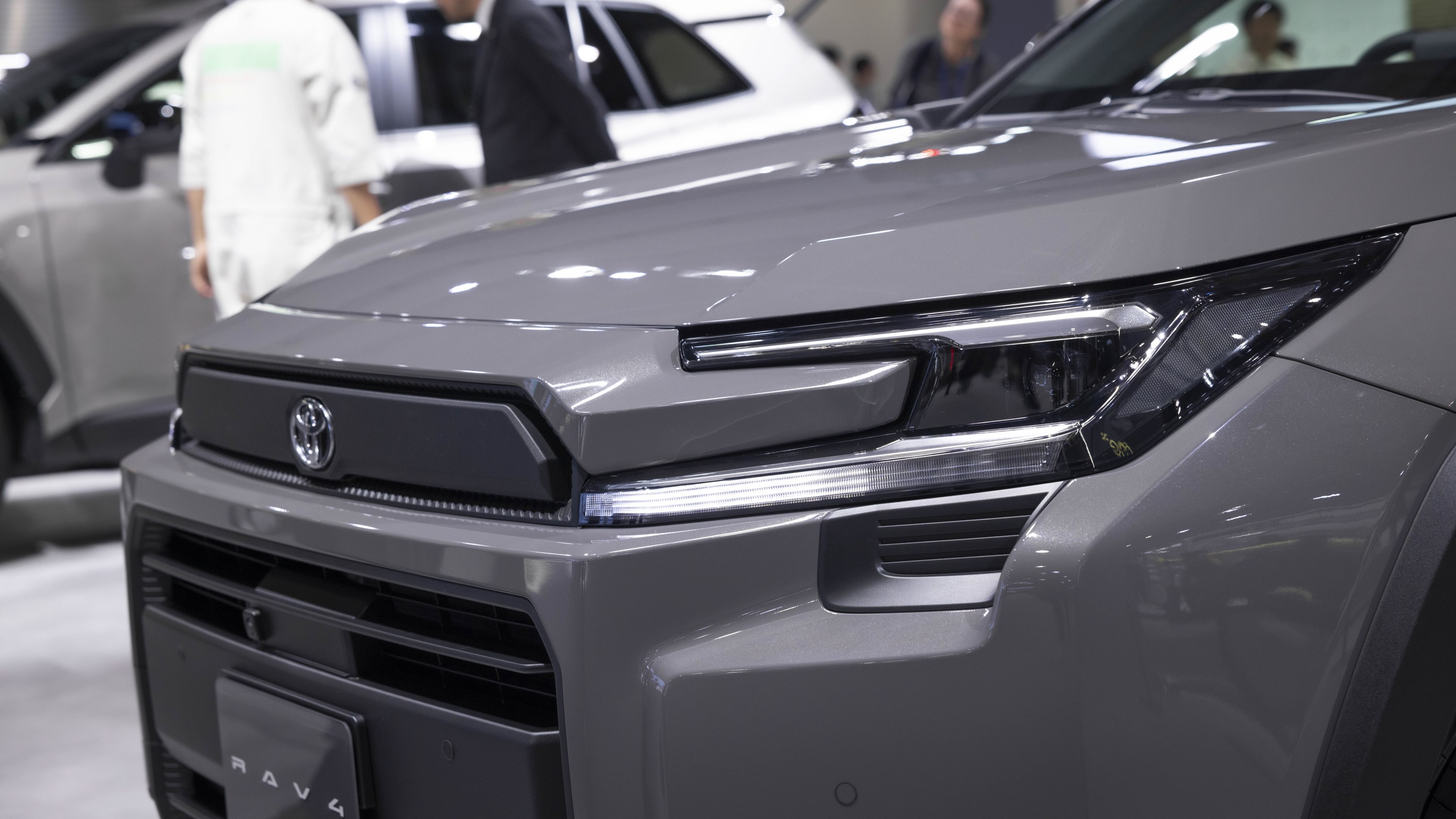 Продажи новых автомобилей Toyota в РФ выросли более чем в два раза