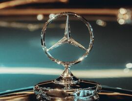 Автодом закрыл сделку по приобретению российских активов Mercedes-Benz