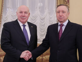 Петербург намерен расширять сотрудничество с Республикой Беларусь