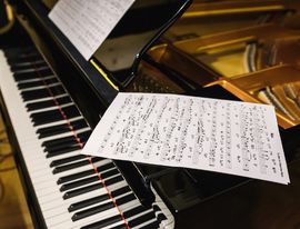 Уроки музыки в школах призвали сделать обязательными