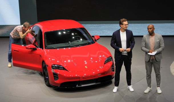 Porsche Taycan готовится убить на рынке Tesla