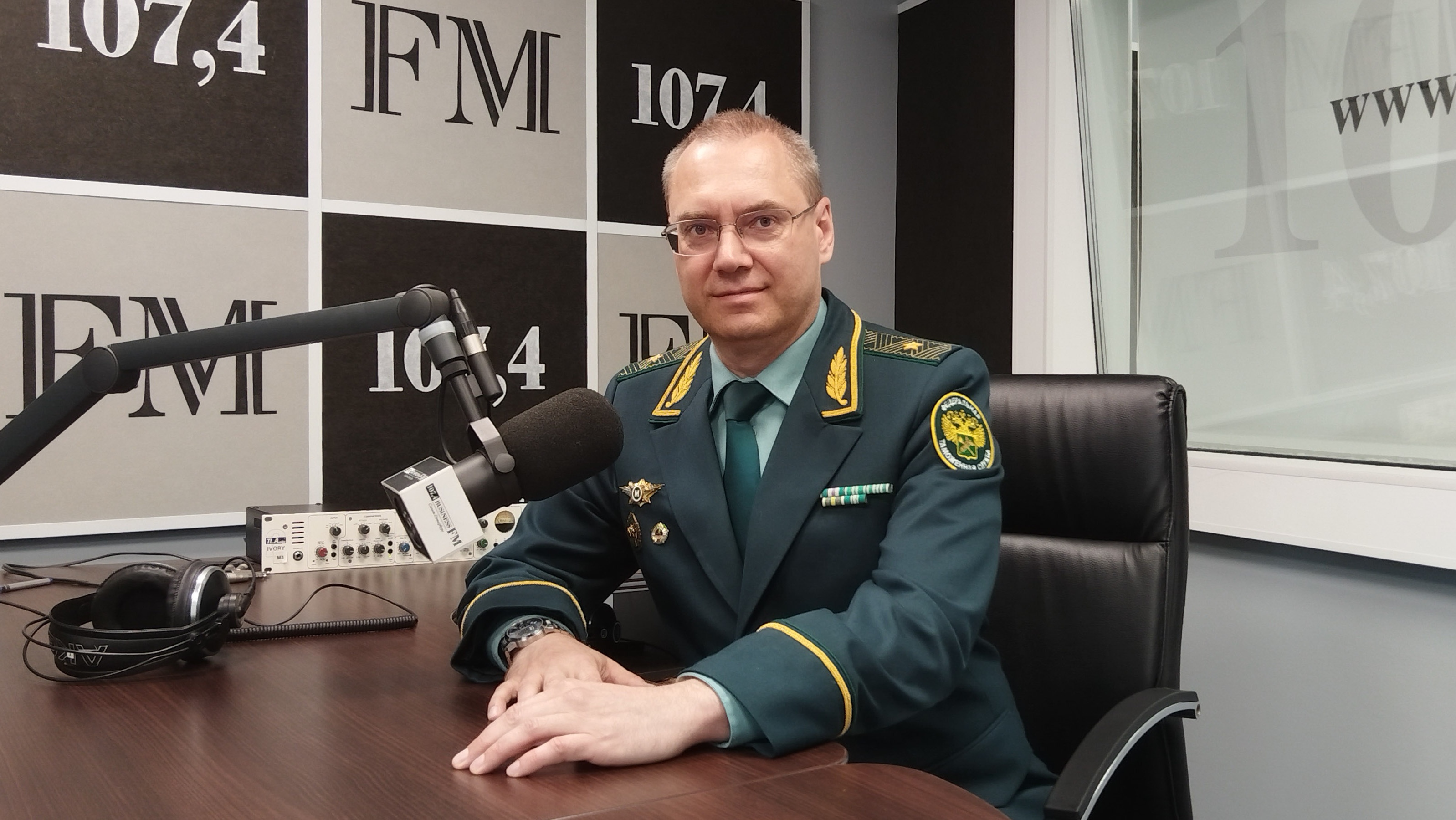 Начальник Пулковской таможни напомнил, что необходимо знать авиапутешественникам