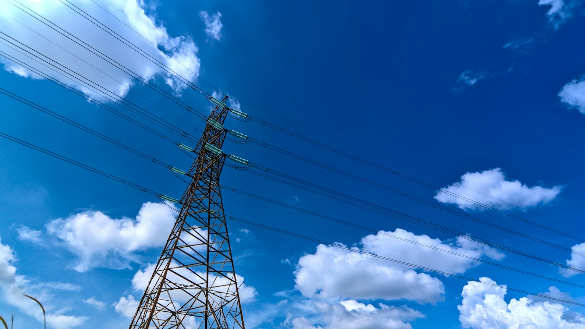 «Россети» оценили ущерб от незаконного майнинга почти в 5 млрд руб