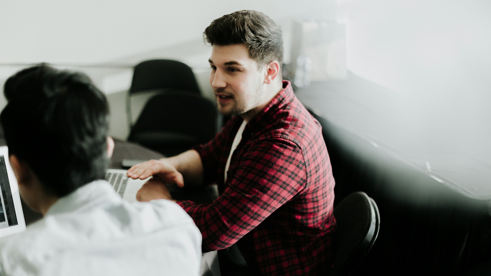 В России 30% молодых сотрудников планируют сменить работу