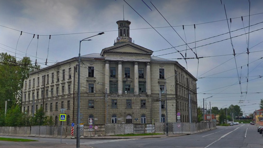 В Петербурге продолжают сносить исторические здания в стиле советской неоклассики