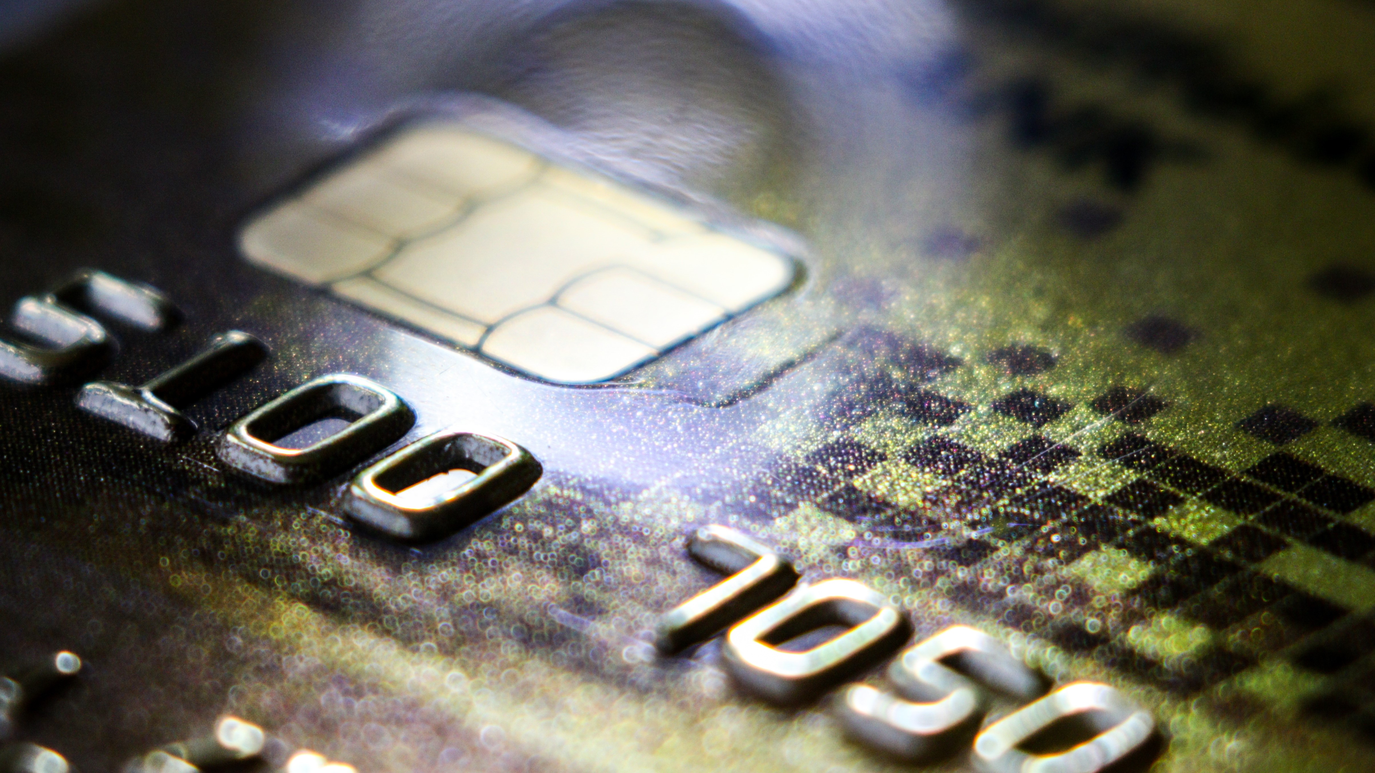 Жители Петербурга и Ленобласти совершили свыше 900 млн безналичных транзакций