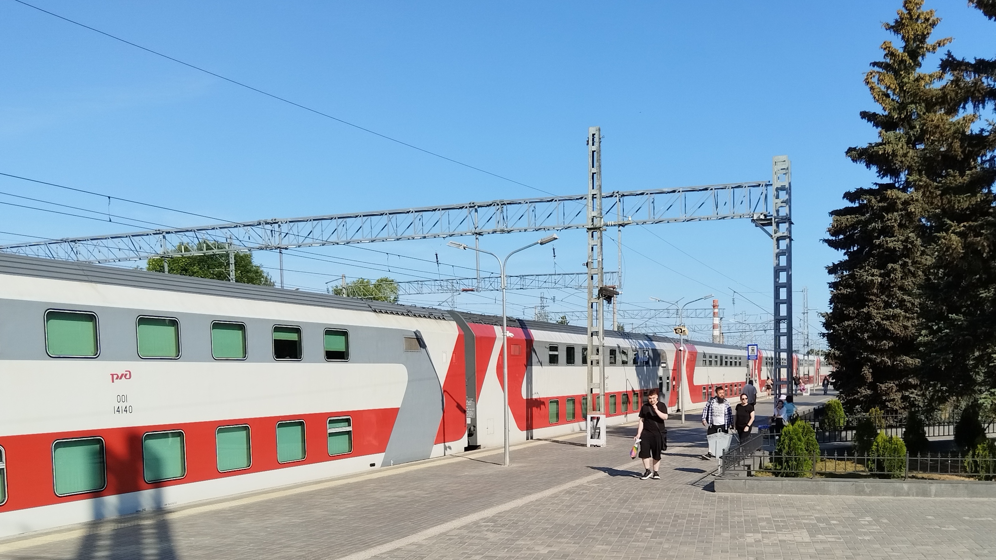 Из Петербурга на лето пустят дополнительные поезда