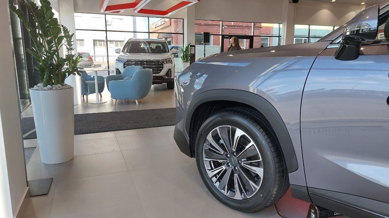 Средняя цена на новые китайские авто в России в сентябре выросла на 1,5%