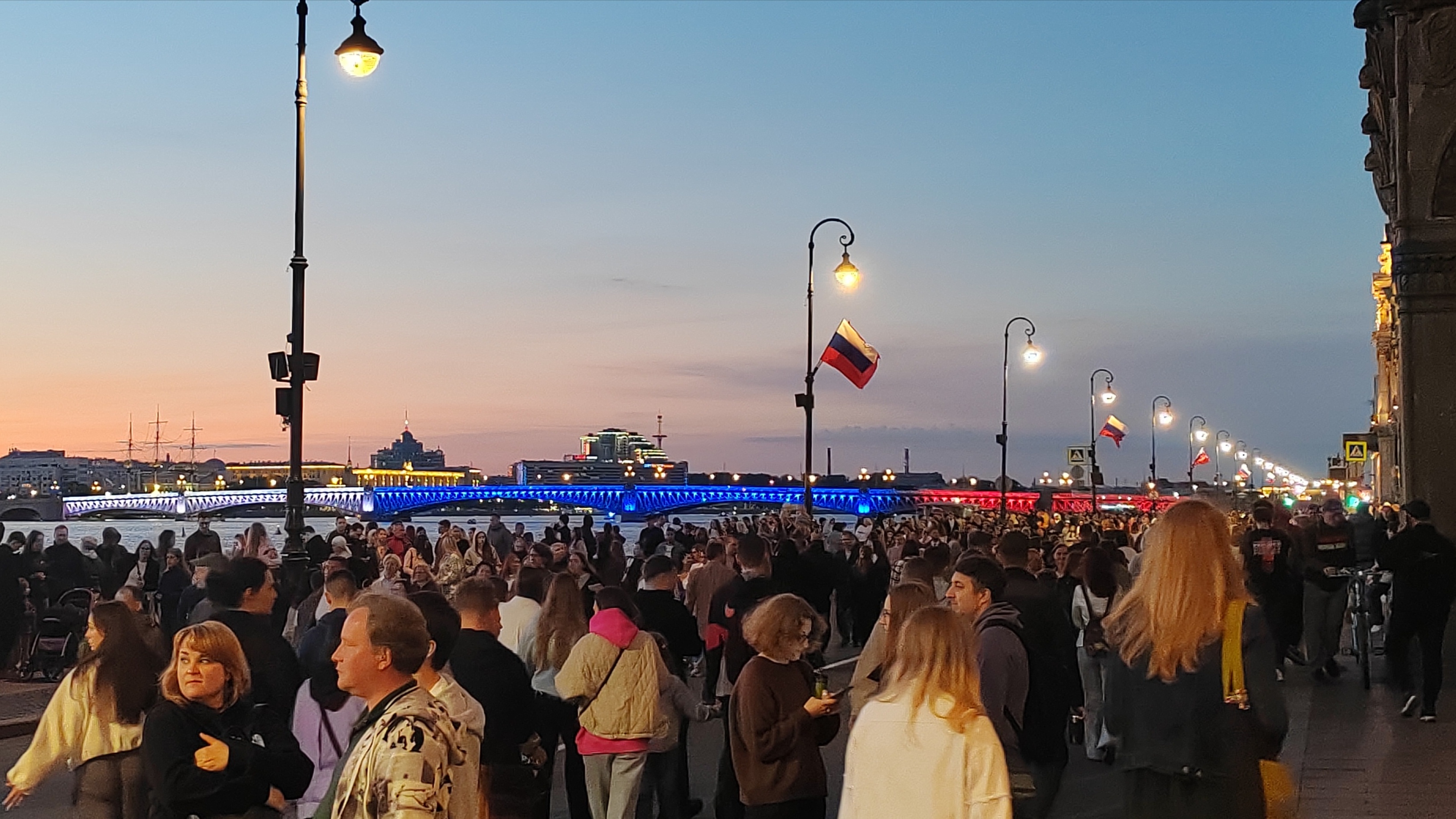 Петербург для туристов и горожан: в поисках баланса