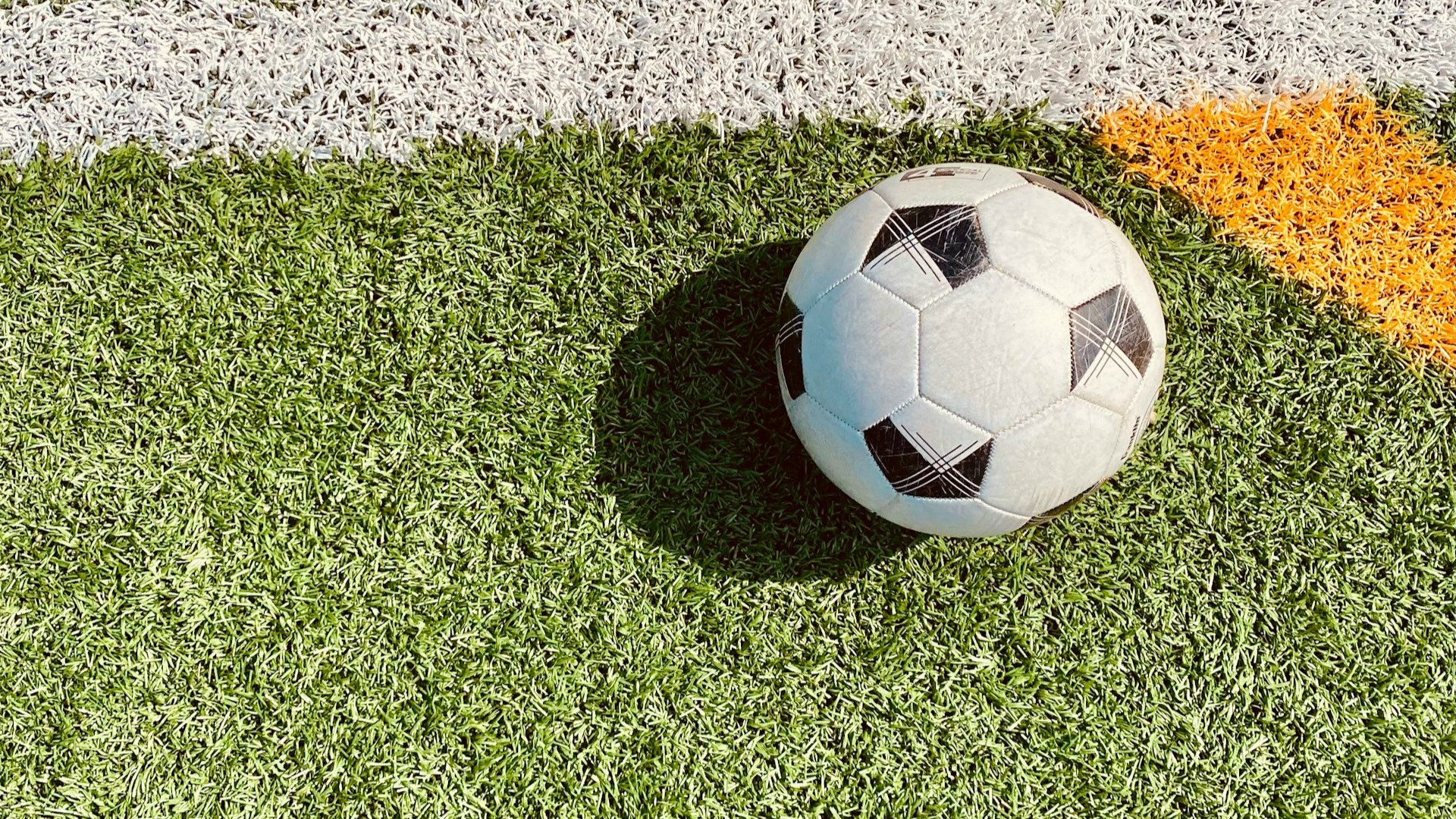 Самая дорогая сборная ЧМ по футболу и налоговые вычеты для выбирающих спорт россиян