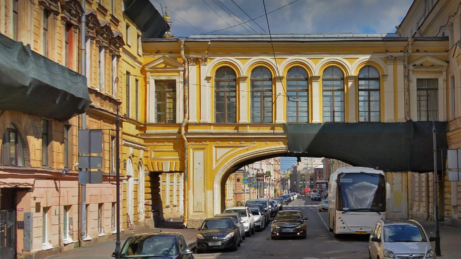 Здание Главпочтамта выставили на продажу в Петербурге за 1,2 млрд рублей