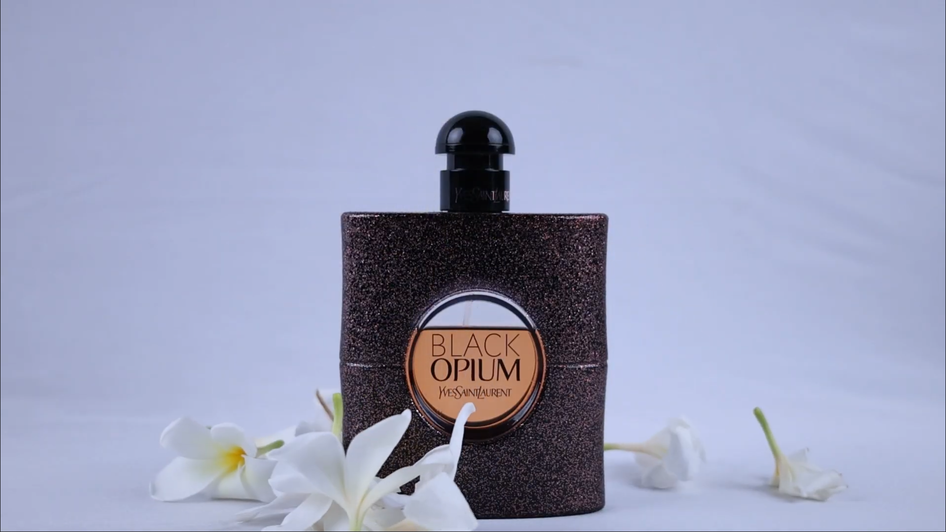 Легендарные ароматы: Opium от Yves Saint Laurent (1977)