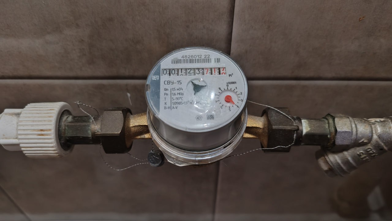 В Госдуму внесли законопроект о запрете отключения тепла и воды за долги