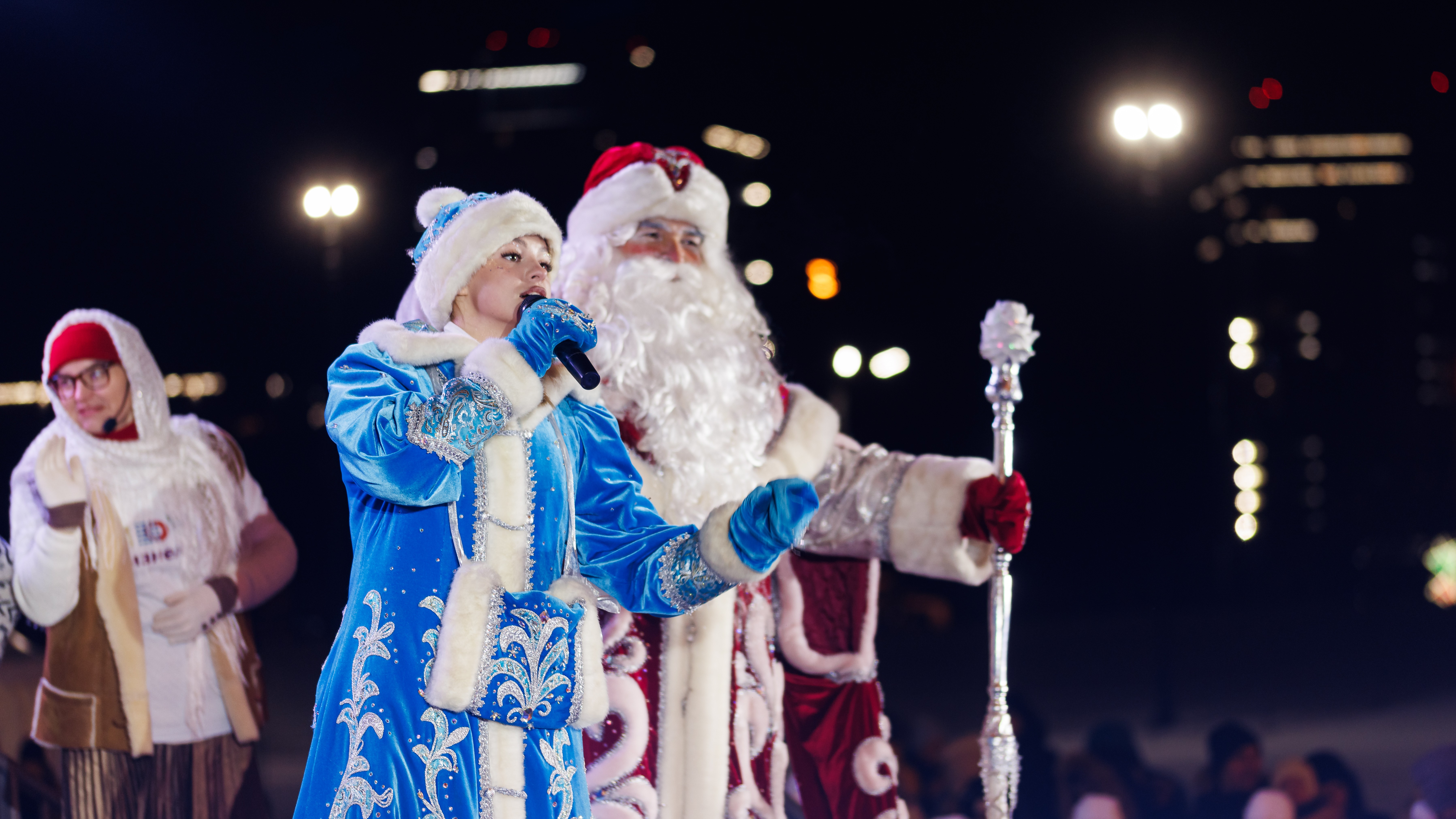 Аналитики назвали стоимость услуг аниматоров в образе Деда Мороза и Снегурочки