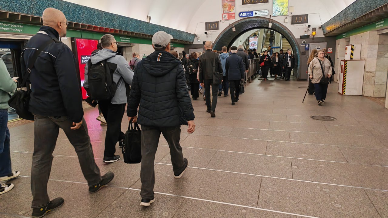 Петербургский метрополитен допустил перенос открытия некоторых станций из-за секвестра бюджета