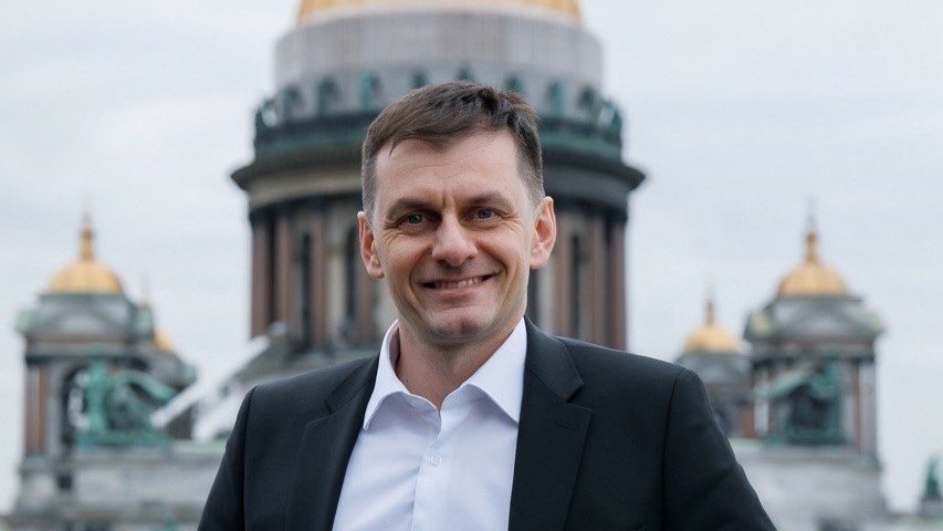 Антон Кузнецов: цифровой рубль, программы комплексного развития, рынок труда