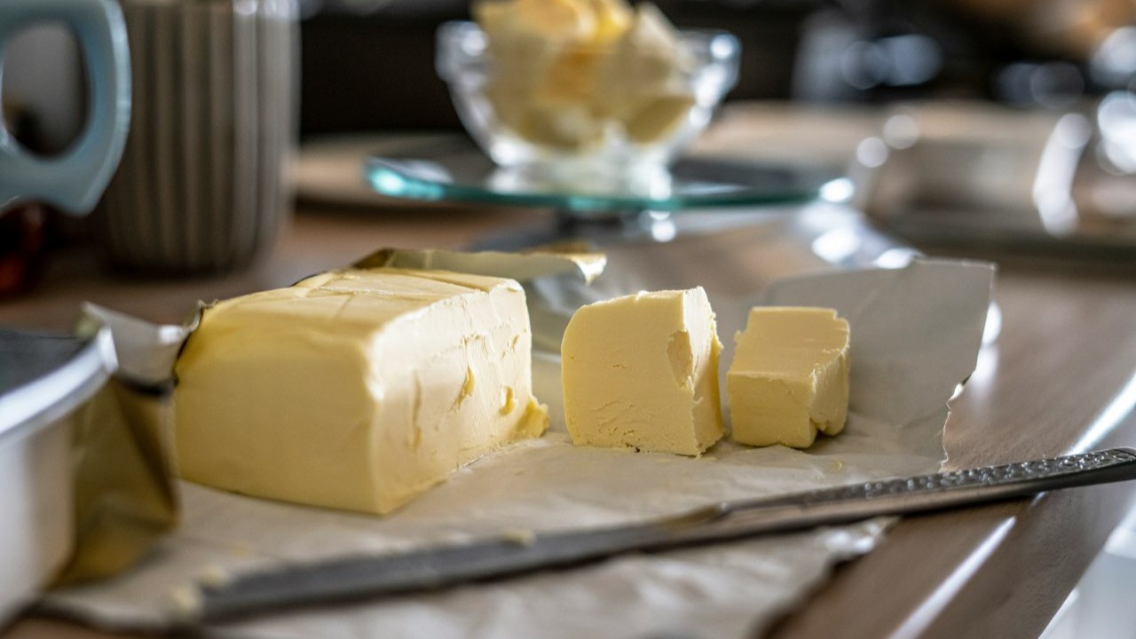 Эксперты связали рост цен на молочную продукцию с затратами на маркировку