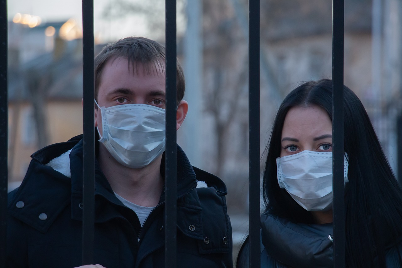В Петербурге введен масочный режим для массовых мероприятий