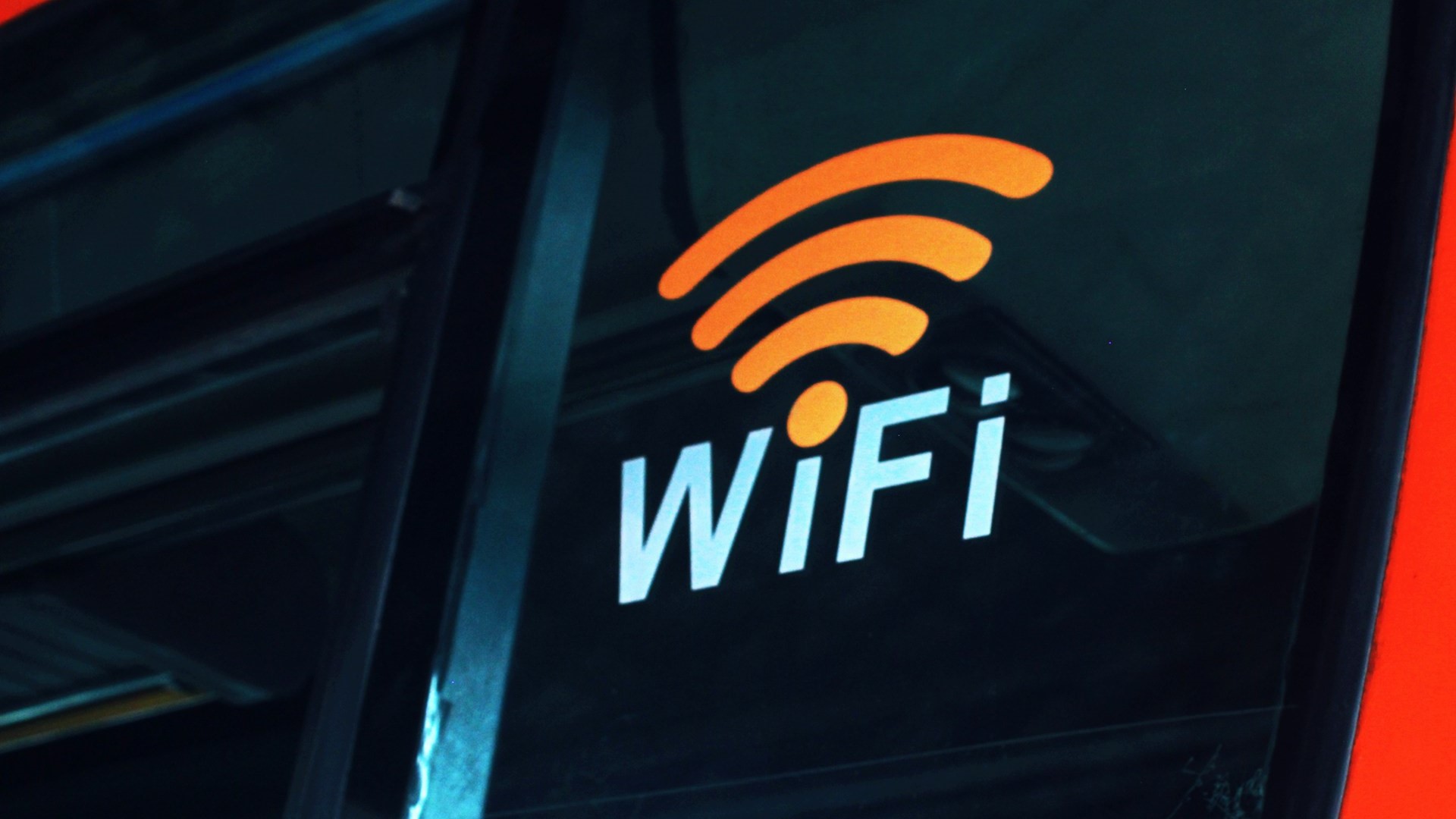 Спрос на подключение публичного Wi-Fi в РФ вырос с начала года в 2,5 раза
